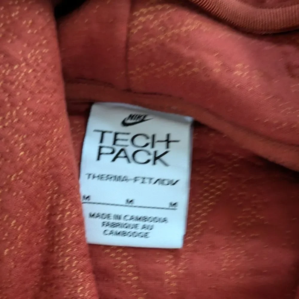 Nike Tech Pack Sportswear Therma-Fit ADV Hoodie Rust Orange Hooded Pullover